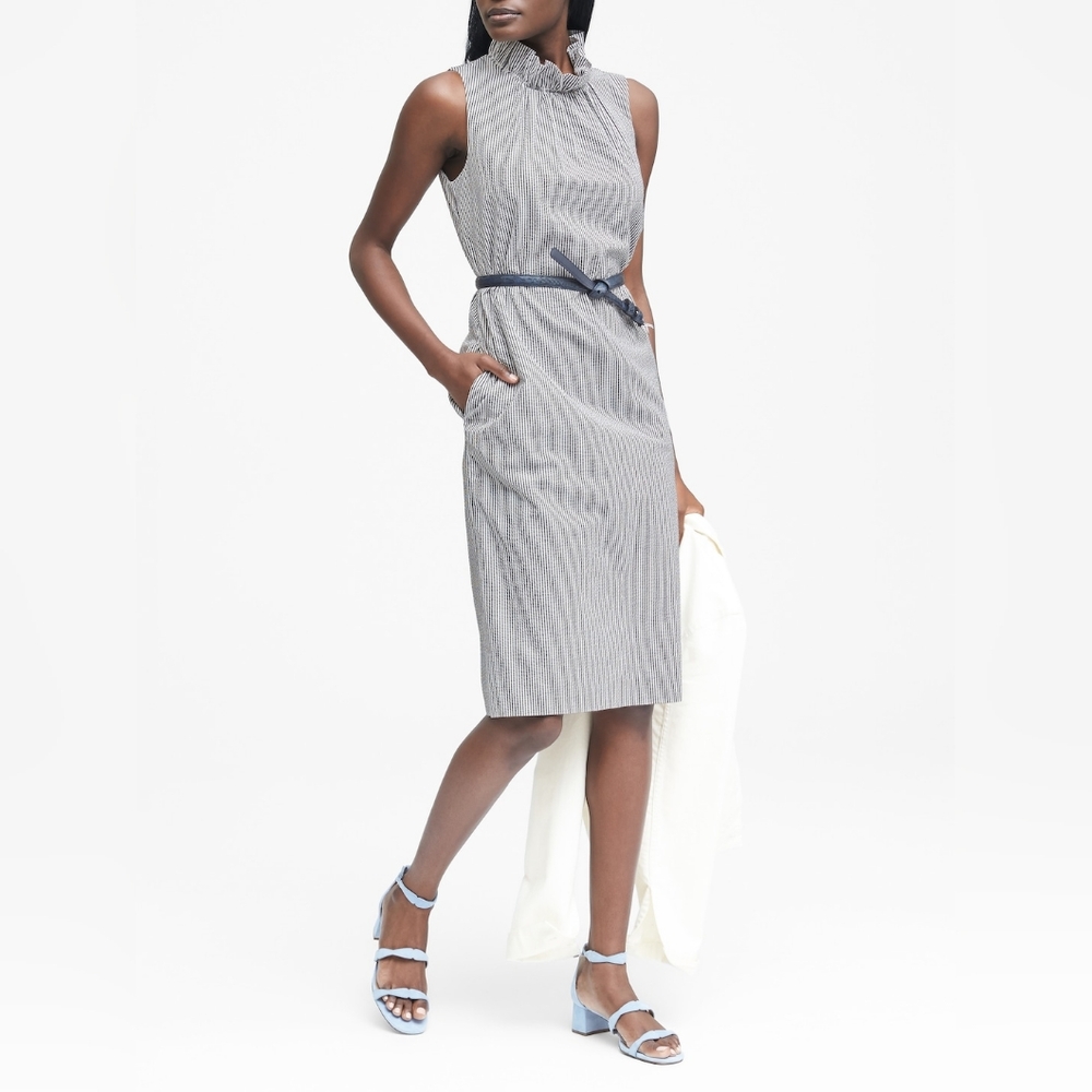 Banana Republic seersucker ruffle neck dress, sz. 4 tall